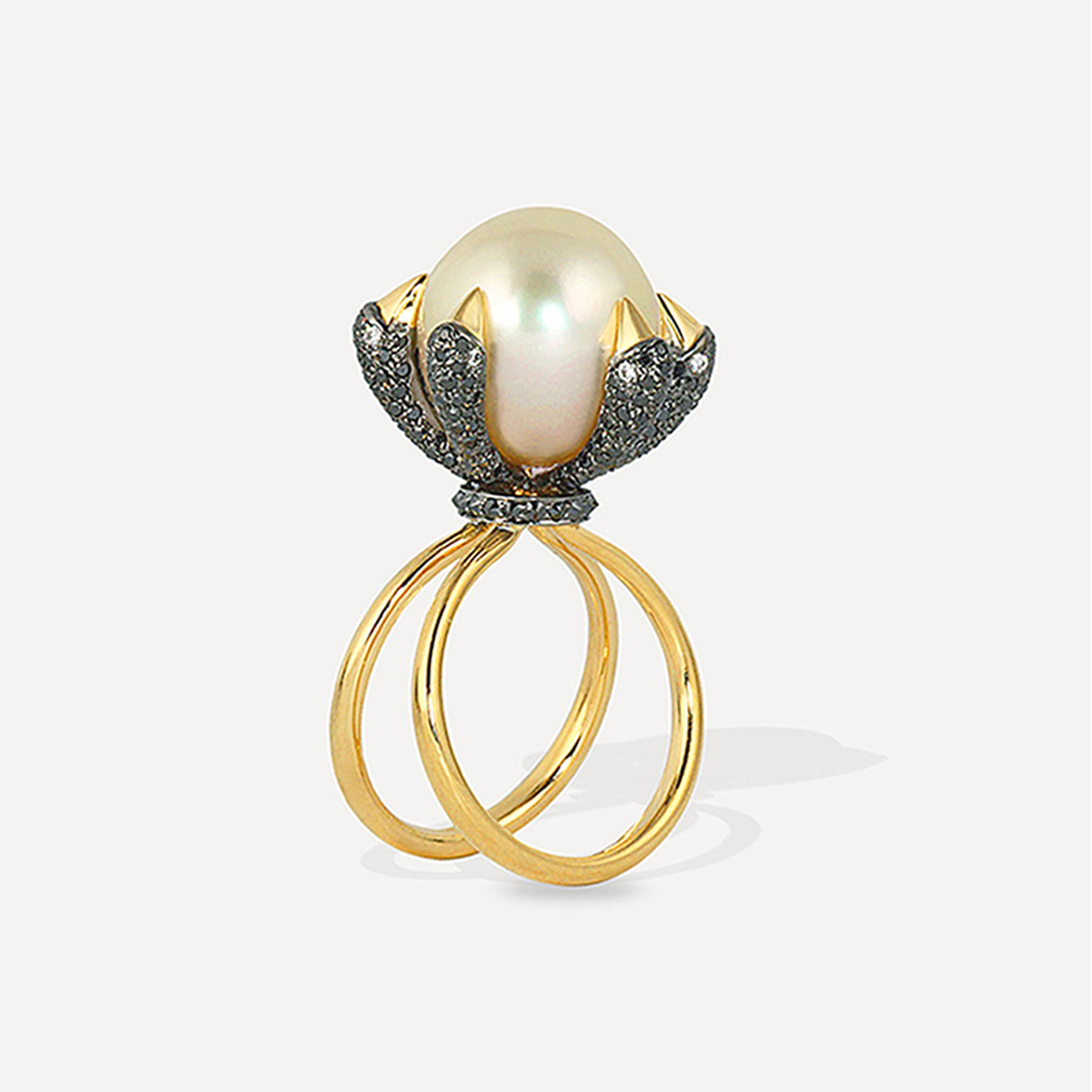 Golden Egg Ring - South Sea Pearl/Diamond